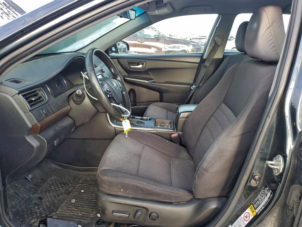 2016 TOYOTA CAMRY LE photo 7