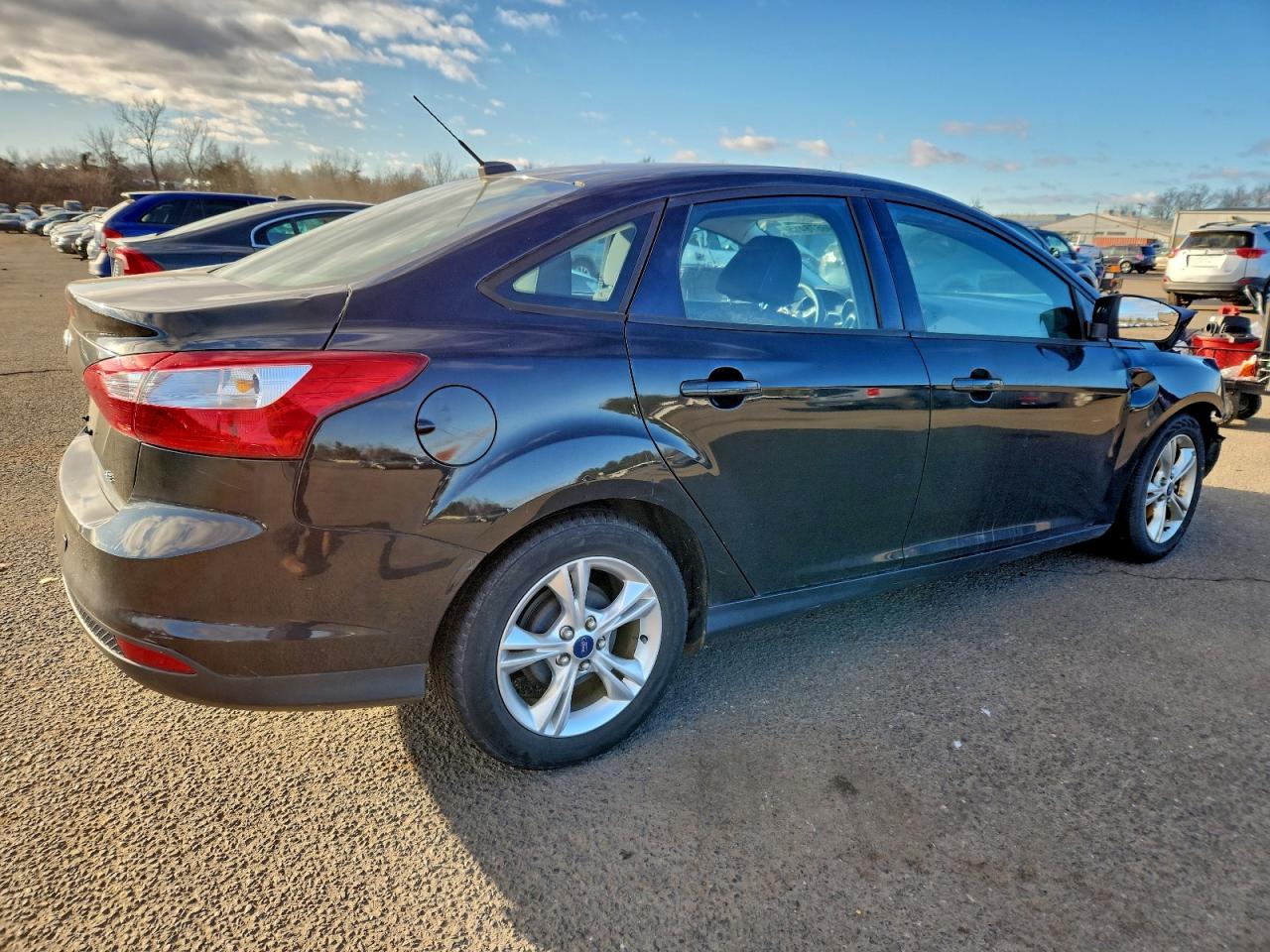 2014 FORD FOCUS SE photo 3