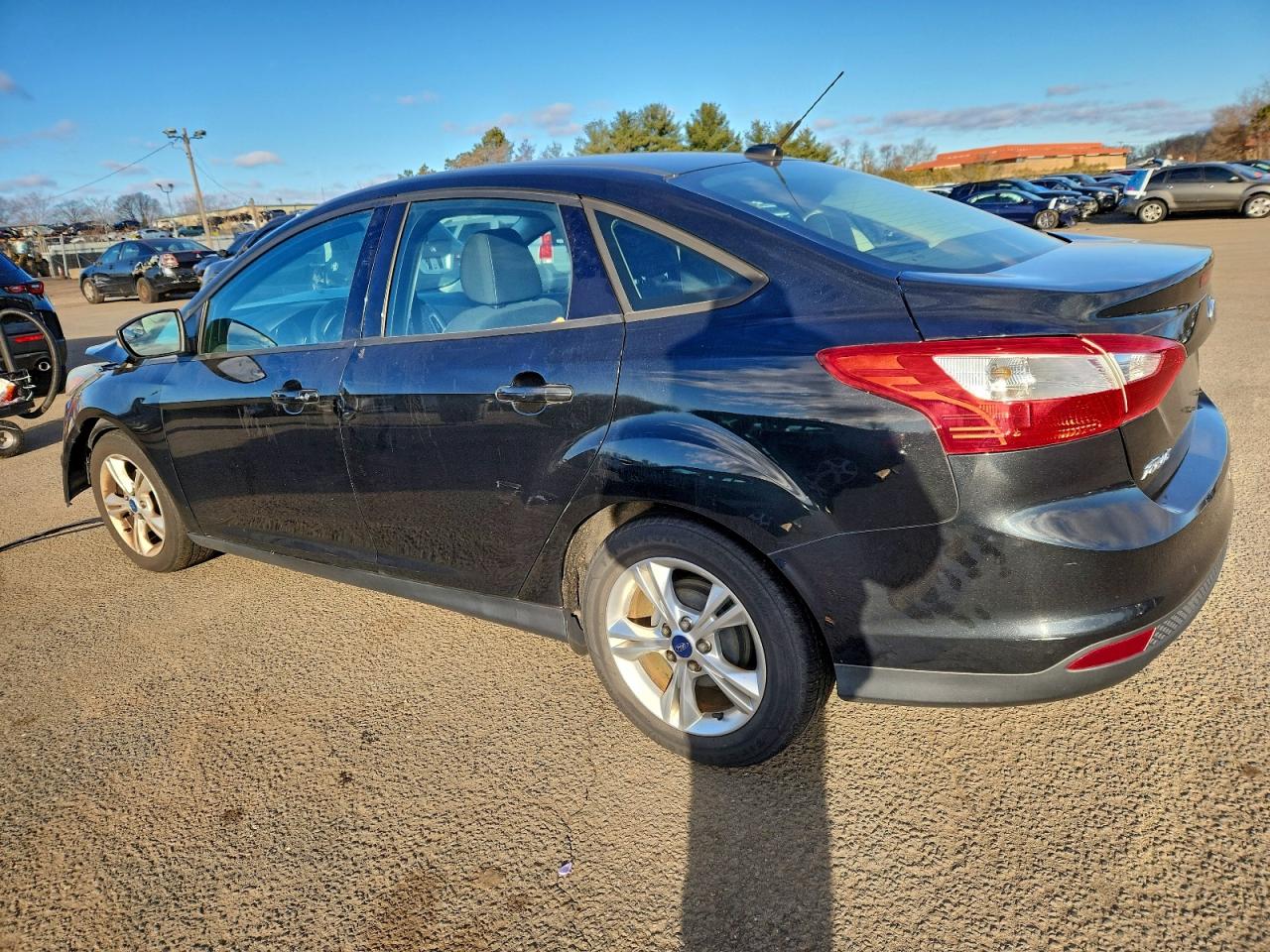 2014 FORD FOCUS SE photo 2