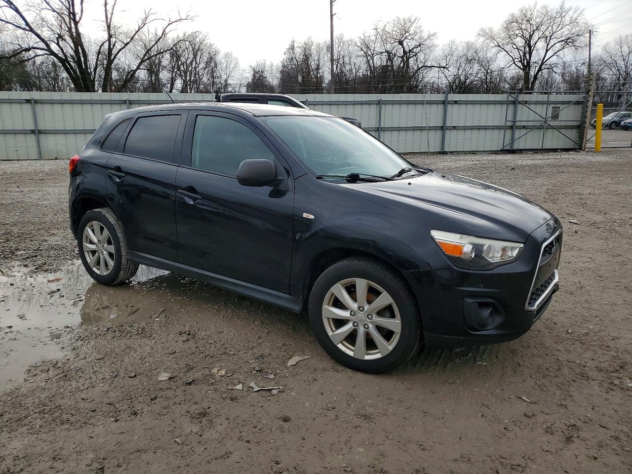 2013 MITSUBISHI OUTLANDER SPORT ES photo 4