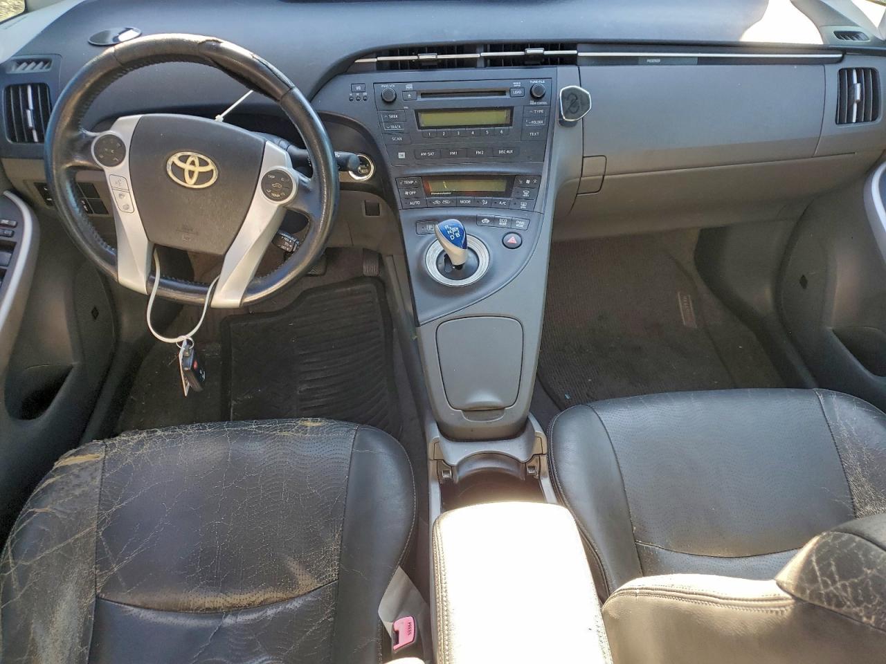2010 TOYOTA PRIUS photo 8