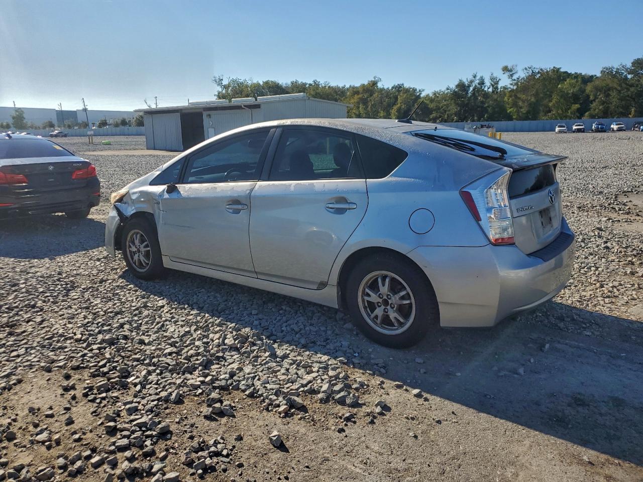 2010 TOYOTA PRIUS photo 2