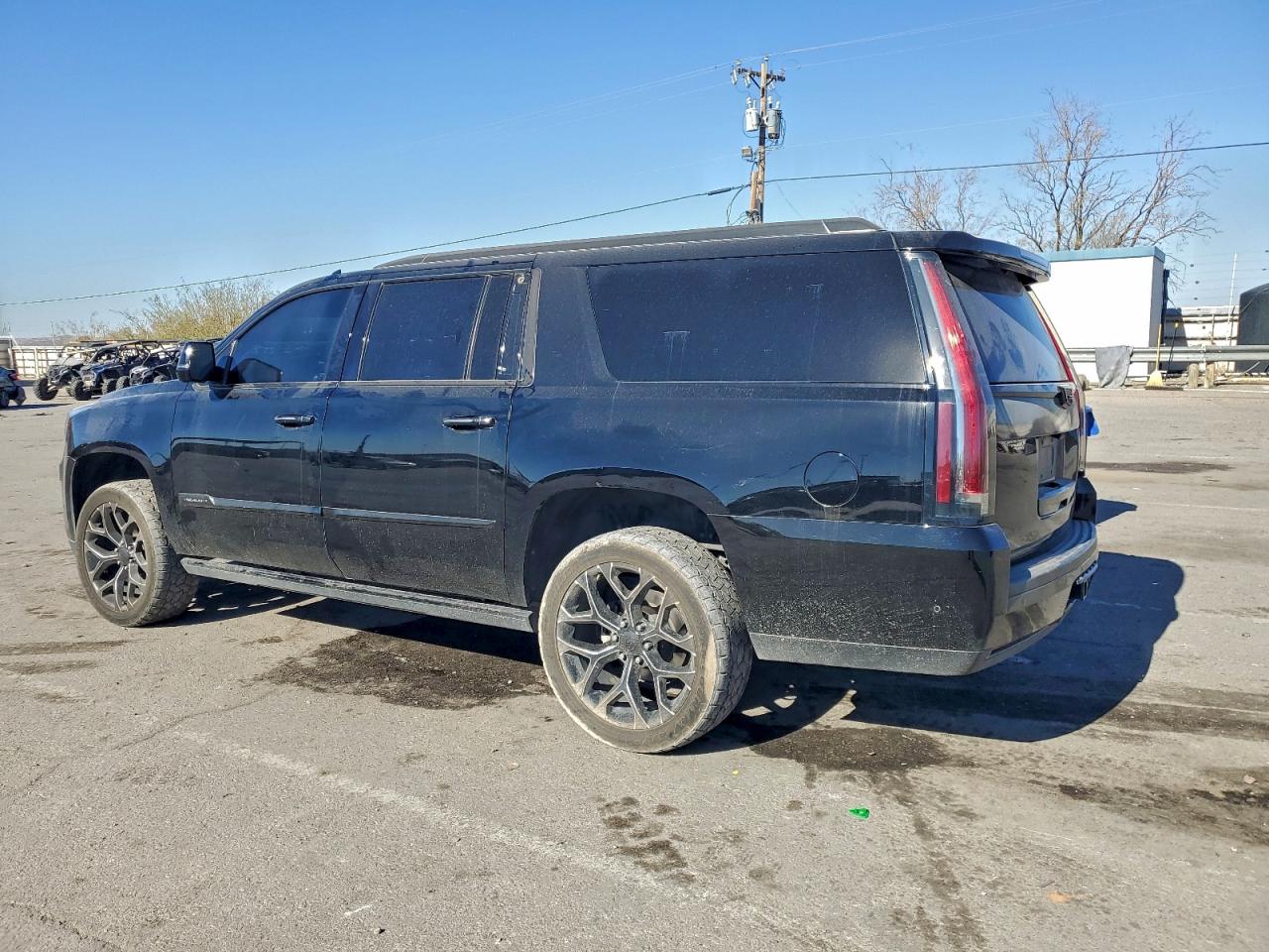 2019 CADILLAC ESCALADE ESV PREMIUM LUXURY photo 2