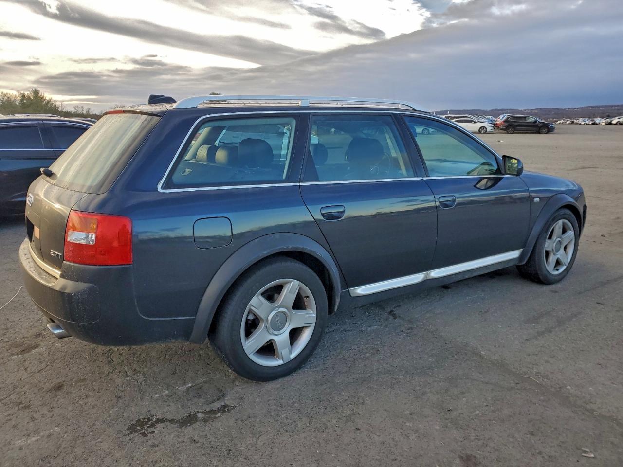 2004 AUDI ALLROAD photo 3
