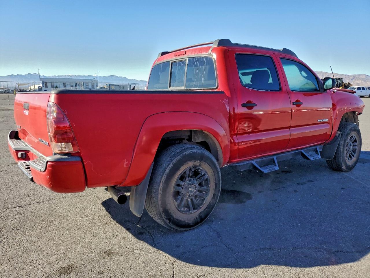 2005 TOYOTA TACOMA DOUBLE CAB photo 3