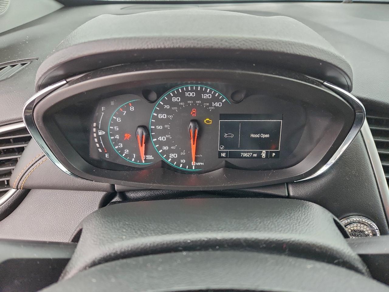 2018 CHEVROLET TRAX 1LT photo 9
