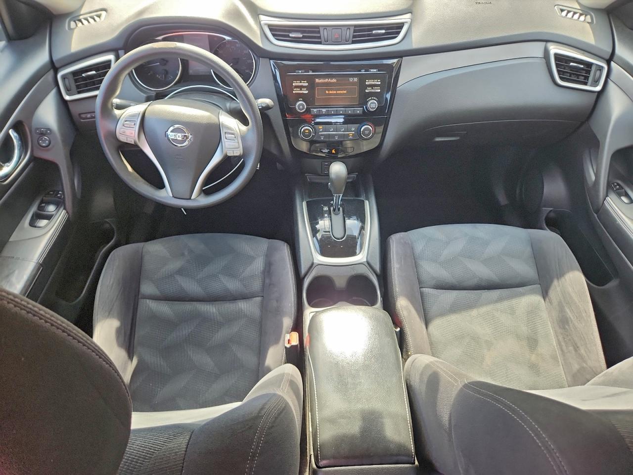 2016 NISSAN ROGUE S photo 8
