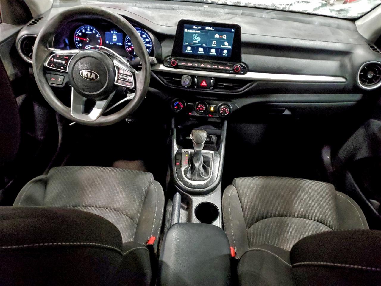 2021 KIA FORTE FE photo 22