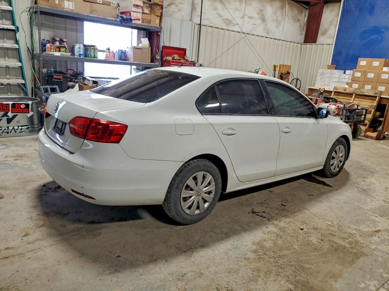 2014 VOLKSWAGEN JETTA BASE photo 3