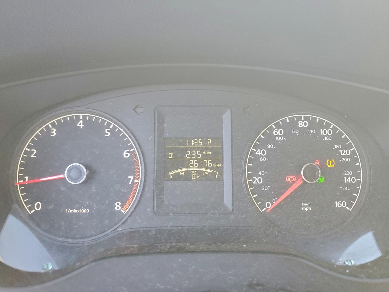 2014 VOLKSWAGEN JETTA BASE photo 9
