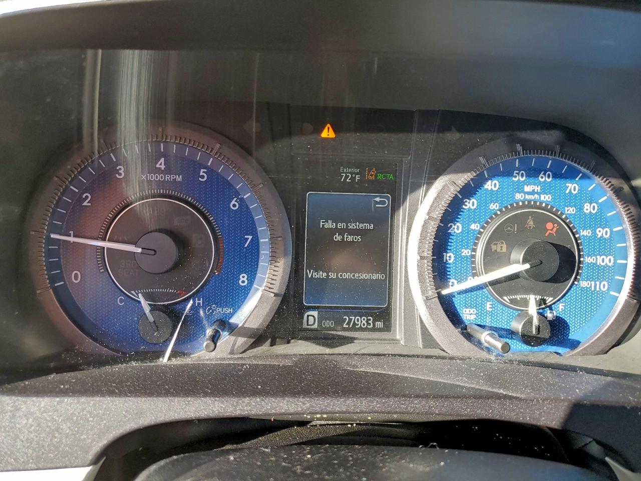 2020 TOYOTA SIENNA LE photo 9