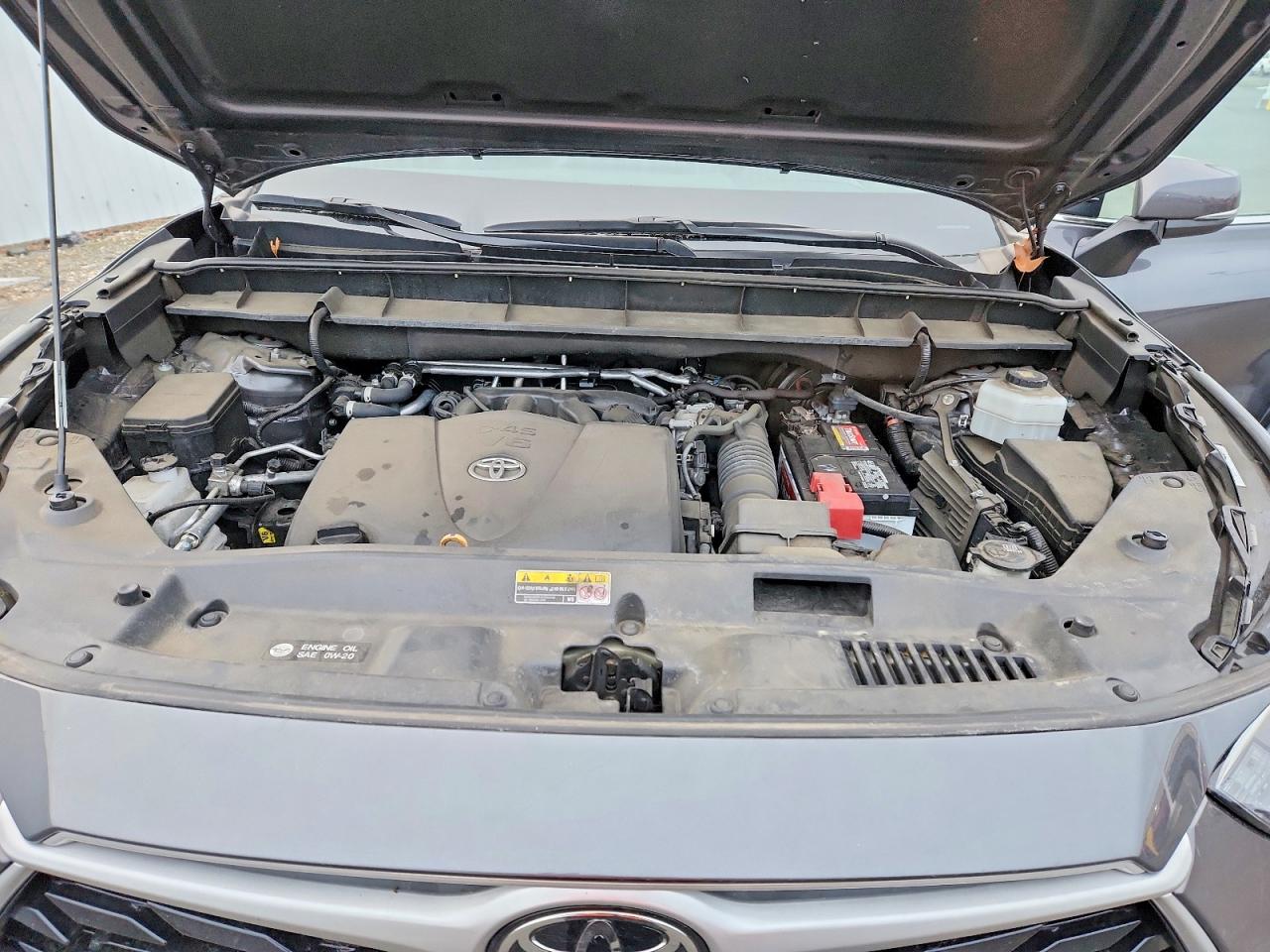 2022 TOYOTA HIGHLANDER XLE photo 23