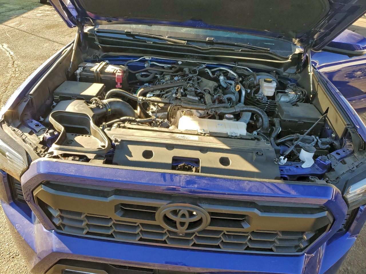 2024 TOYOTA TACOMA DOUBLE CAB photo 21