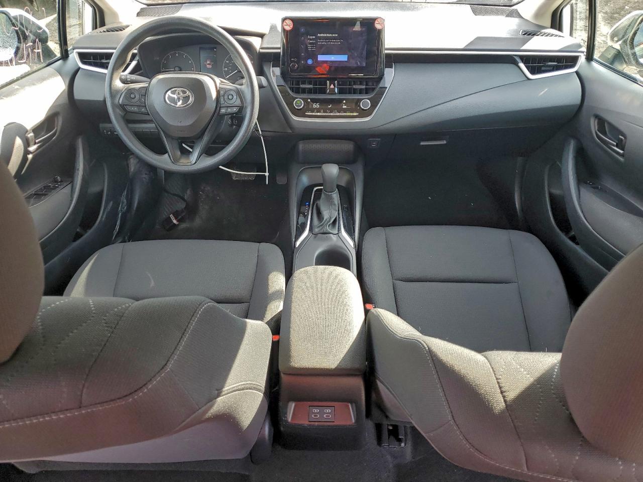 2025 TOYOTA COROLLA LE photo 15