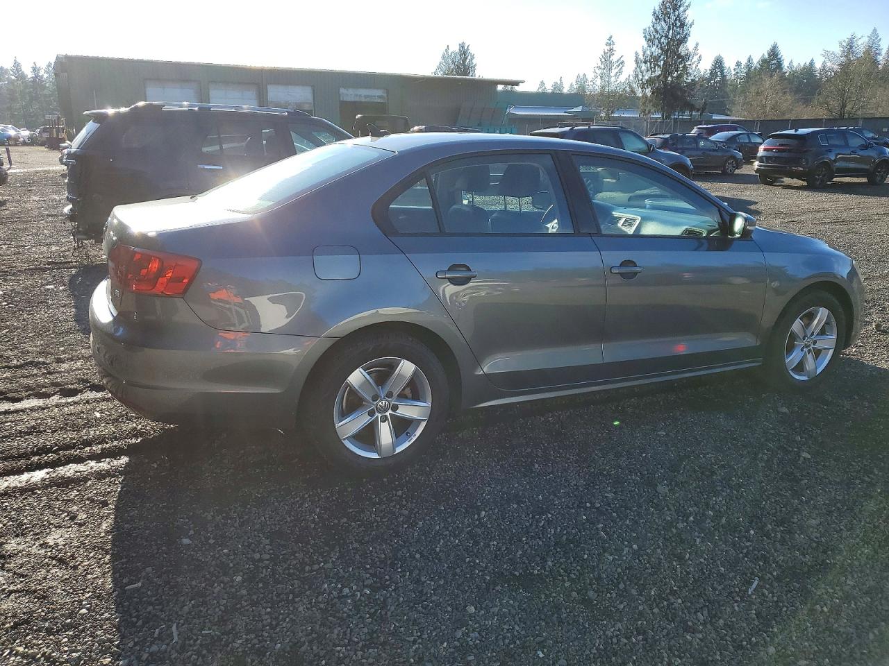 2014 VOLKSWAGEN JETTA SE photo 3