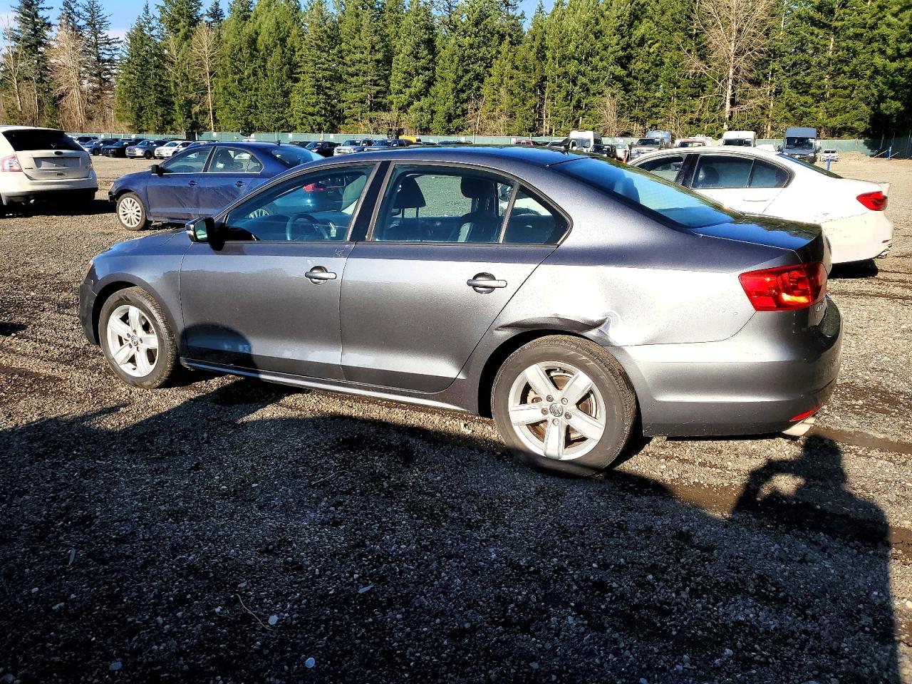 2014 VOLKSWAGEN JETTA SE photo 2
