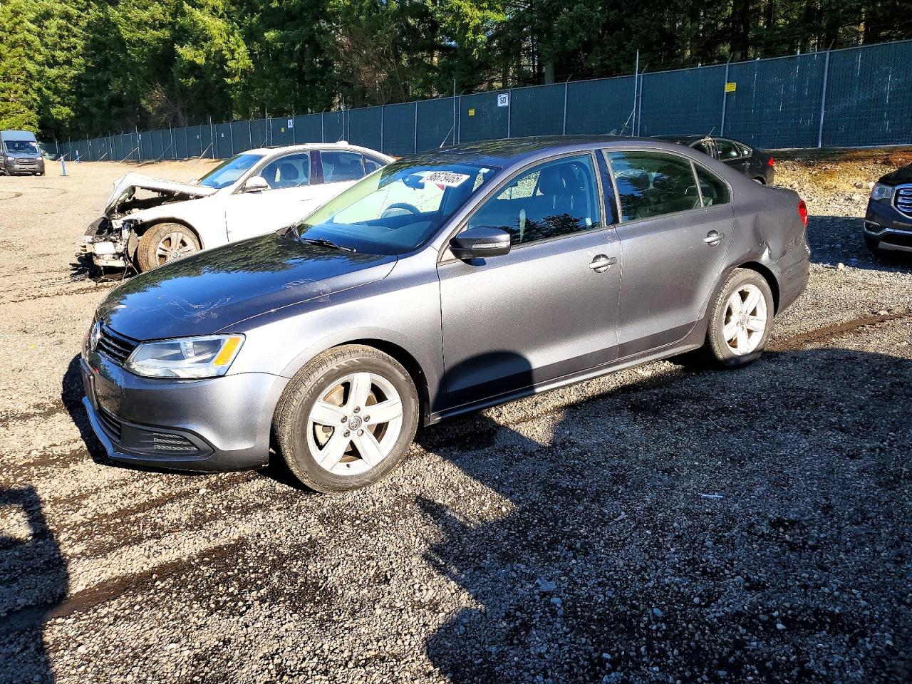 2014 VOLKSWAGEN JETTA