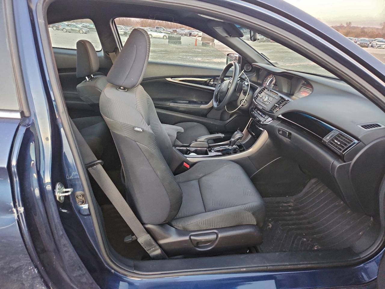 2016 HONDA ACCORD LX-S photo 10
