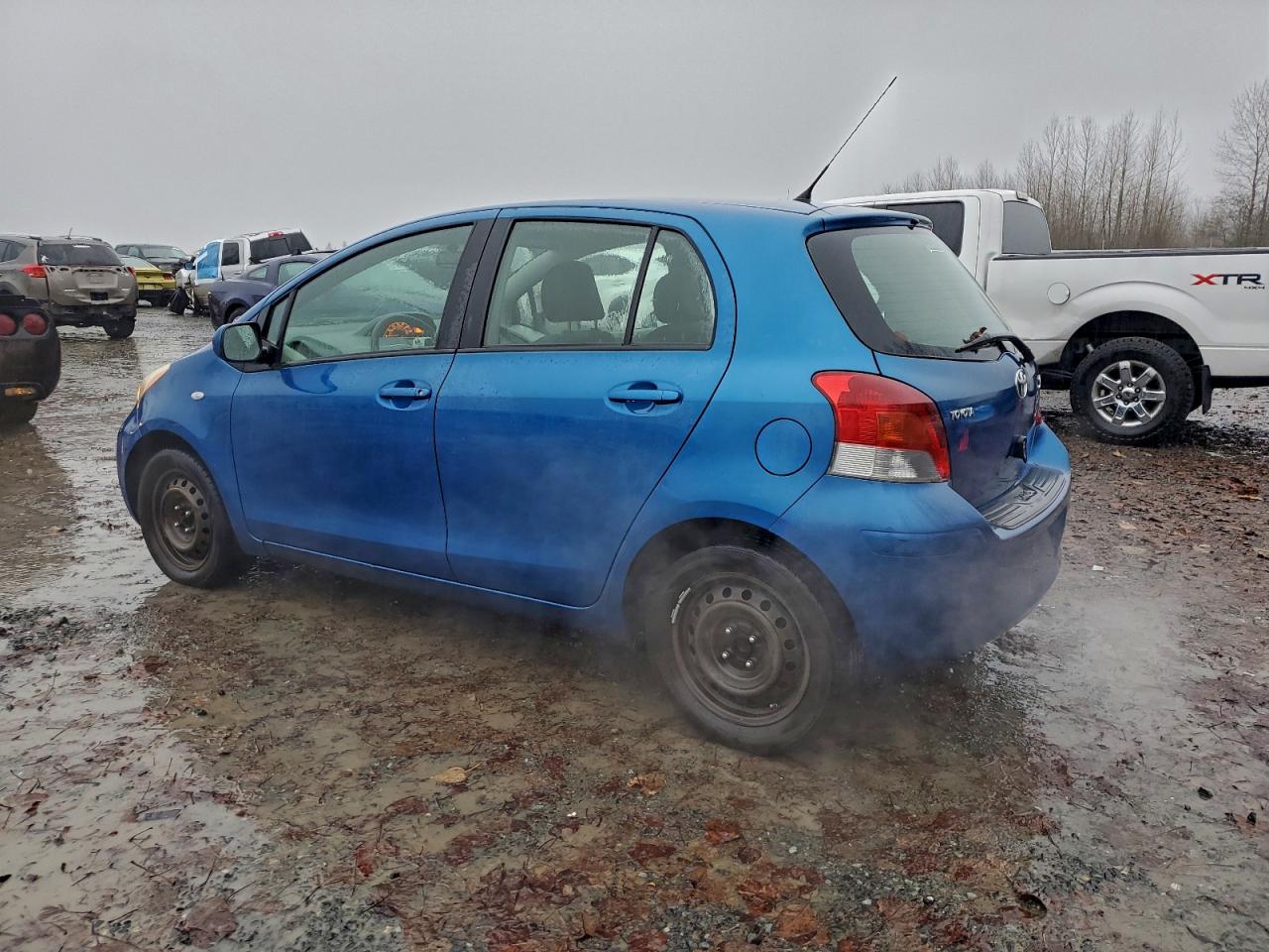 2009 TOYOTA YARIS photo 5