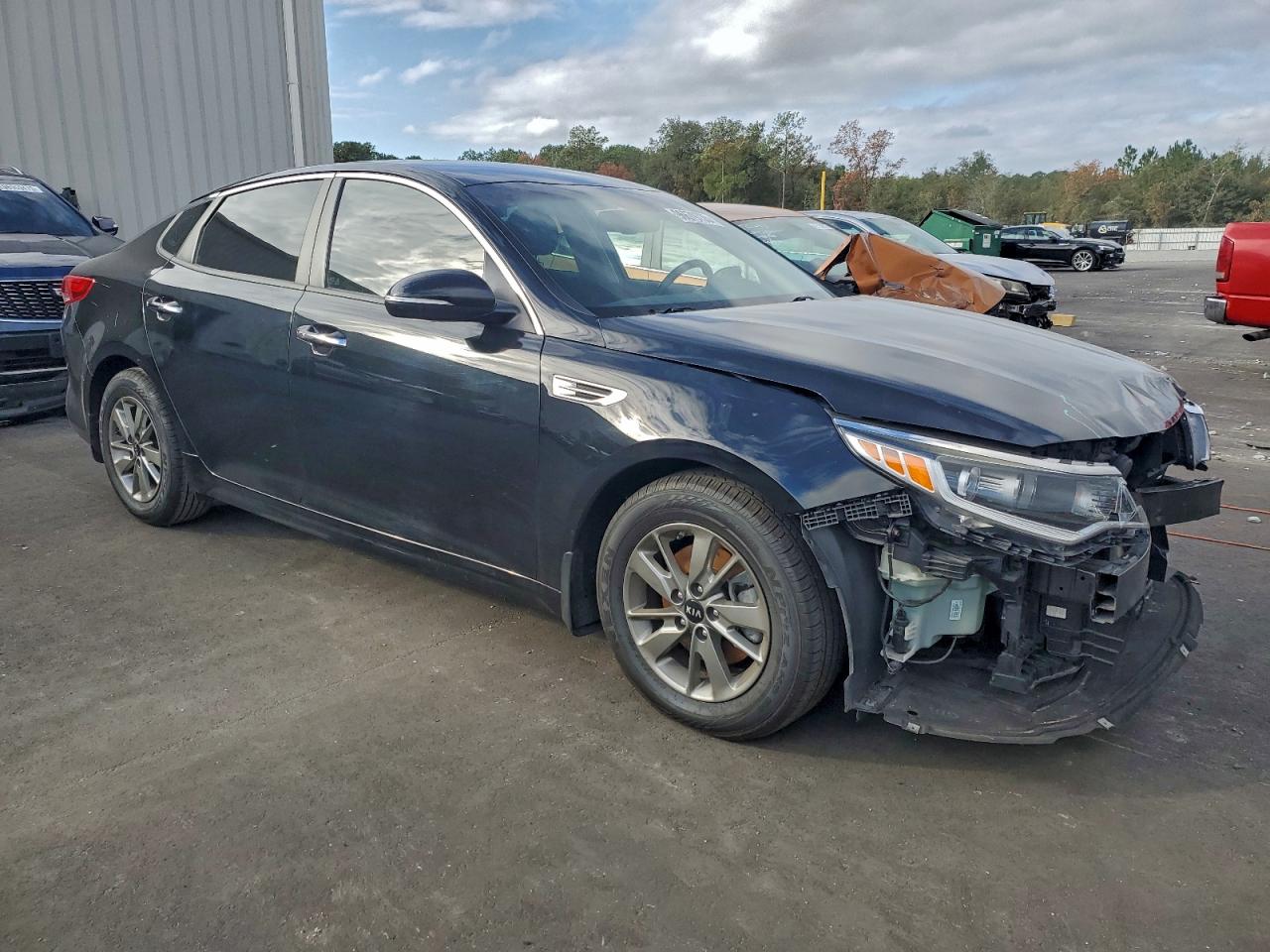2016 KIA OPTIMA LX photo 4