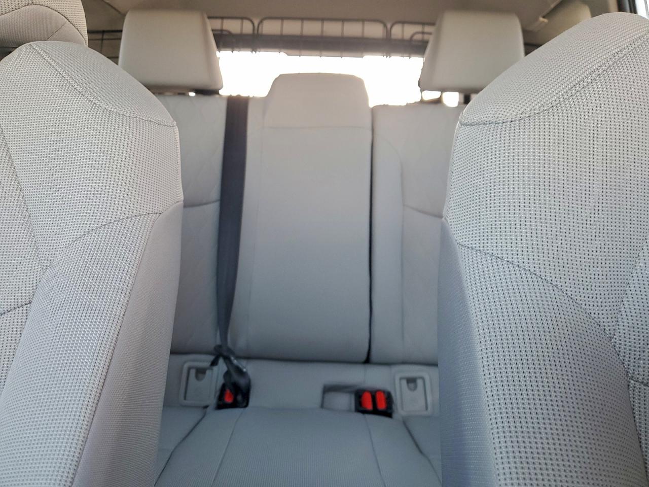 2024 TOYOTA COROLLA CROSS L photo 10