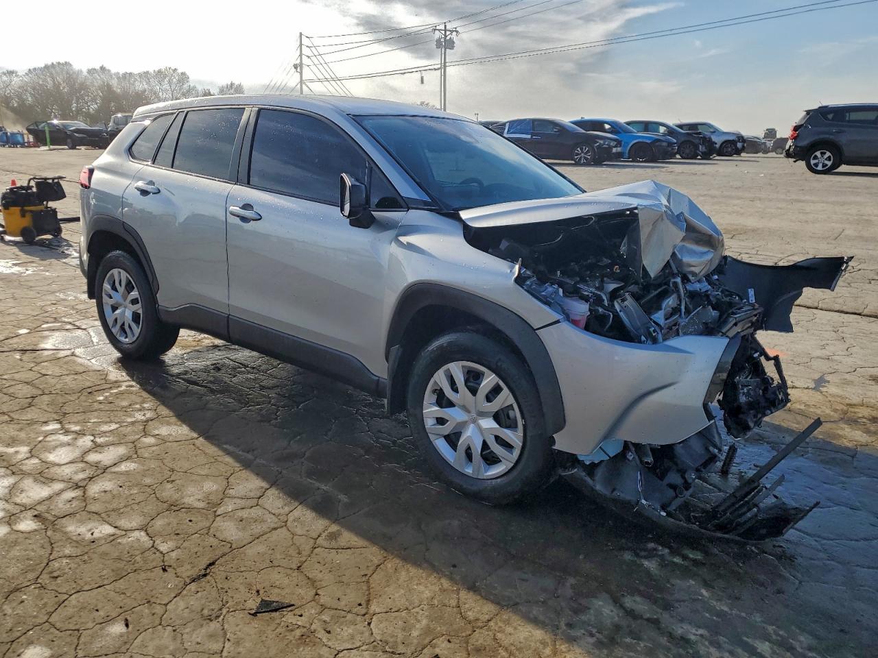 2024 TOYOTA COROLLA CROSS L photo 4