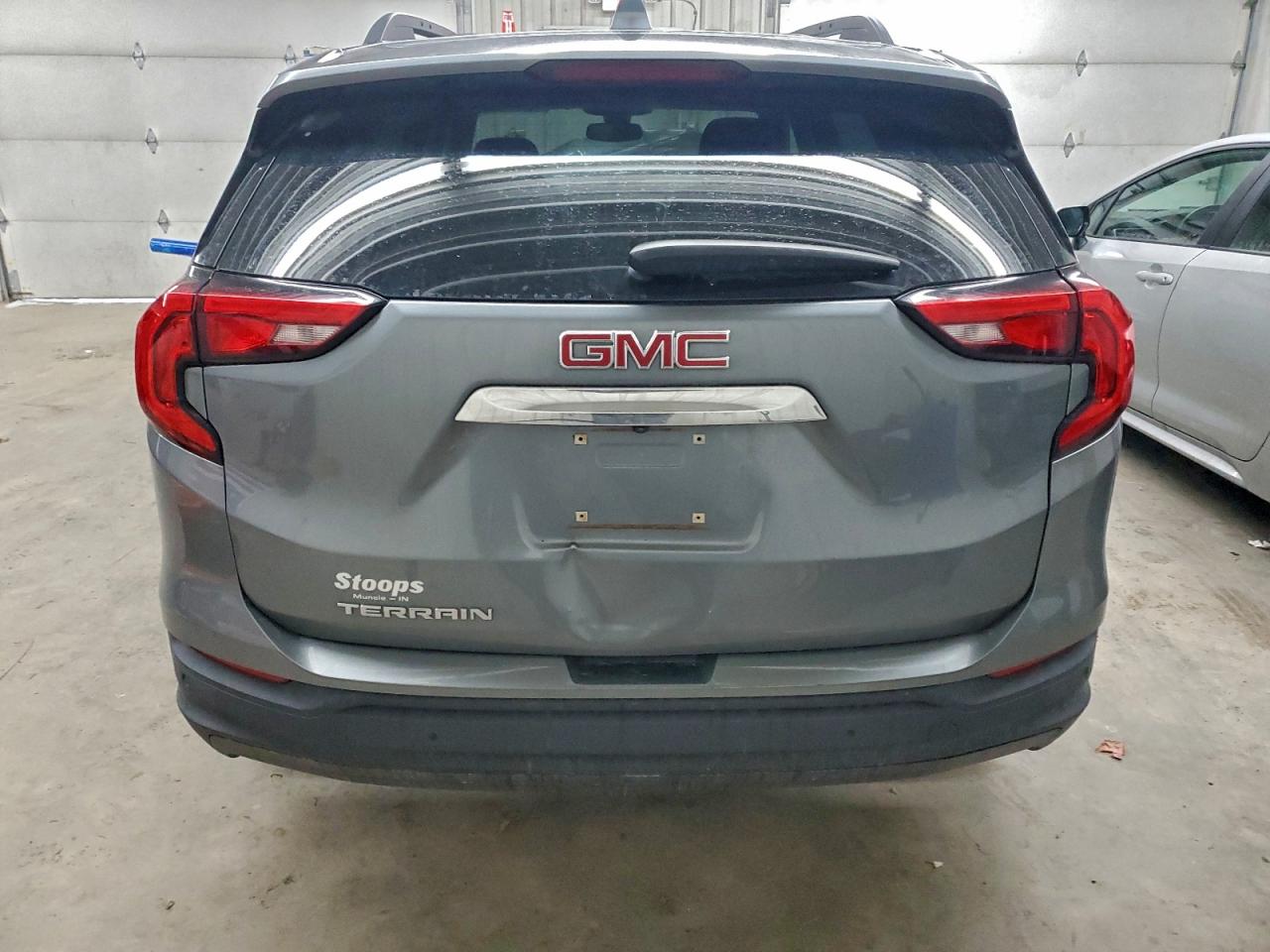 2020 GMC TERRAIN SLE photo 6