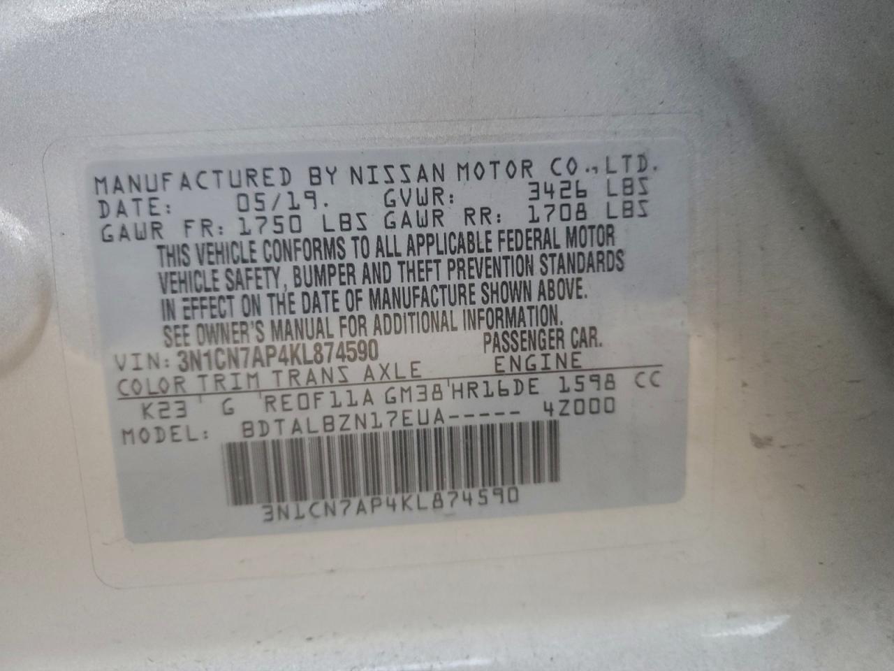 2019 NISSAN VERSA S photo 12