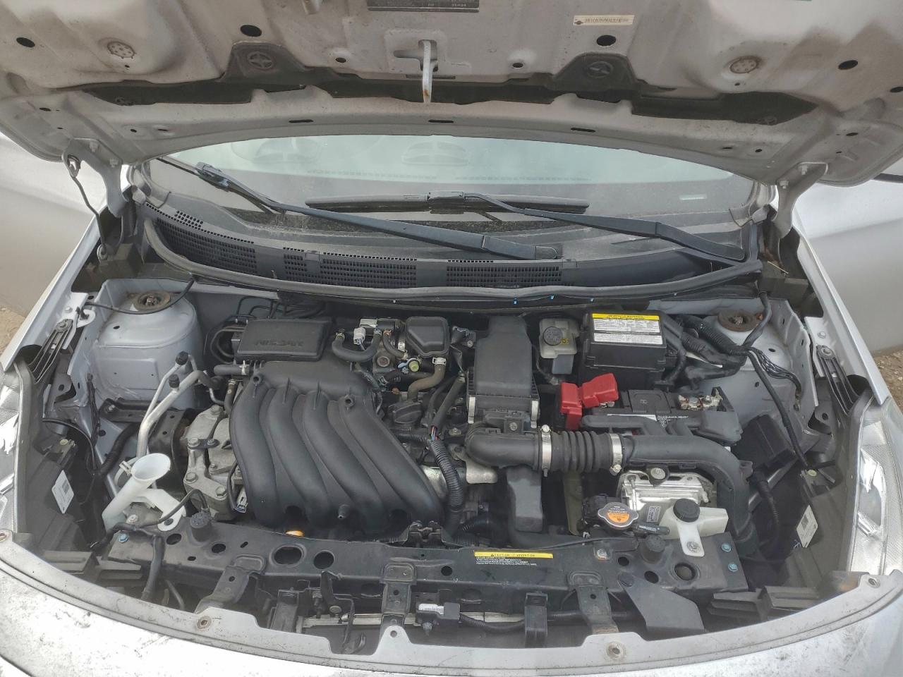 2019 NISSAN VERSA S photo 11