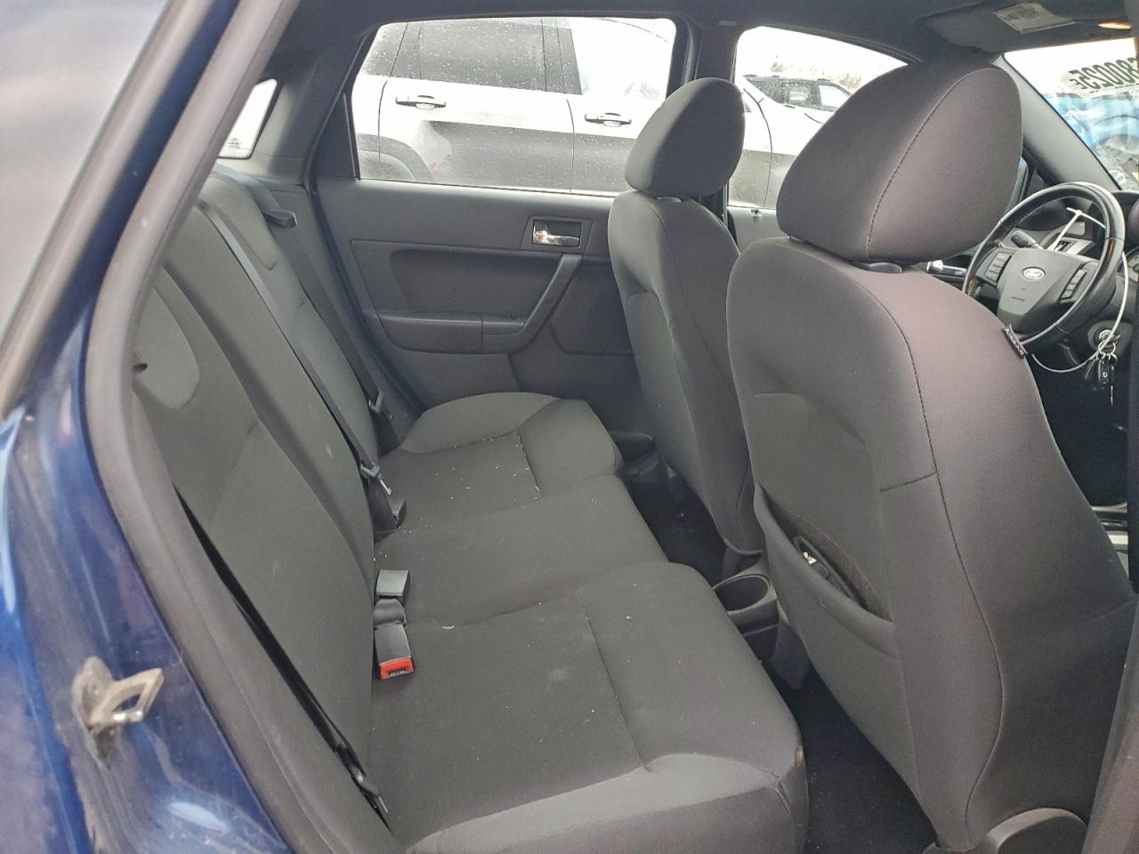 2008 FORD FOCUS SE photo 10