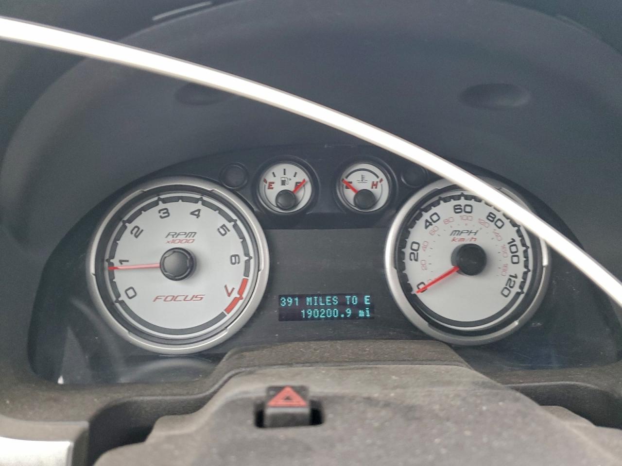 2008 FORD FOCUS SE photo 9