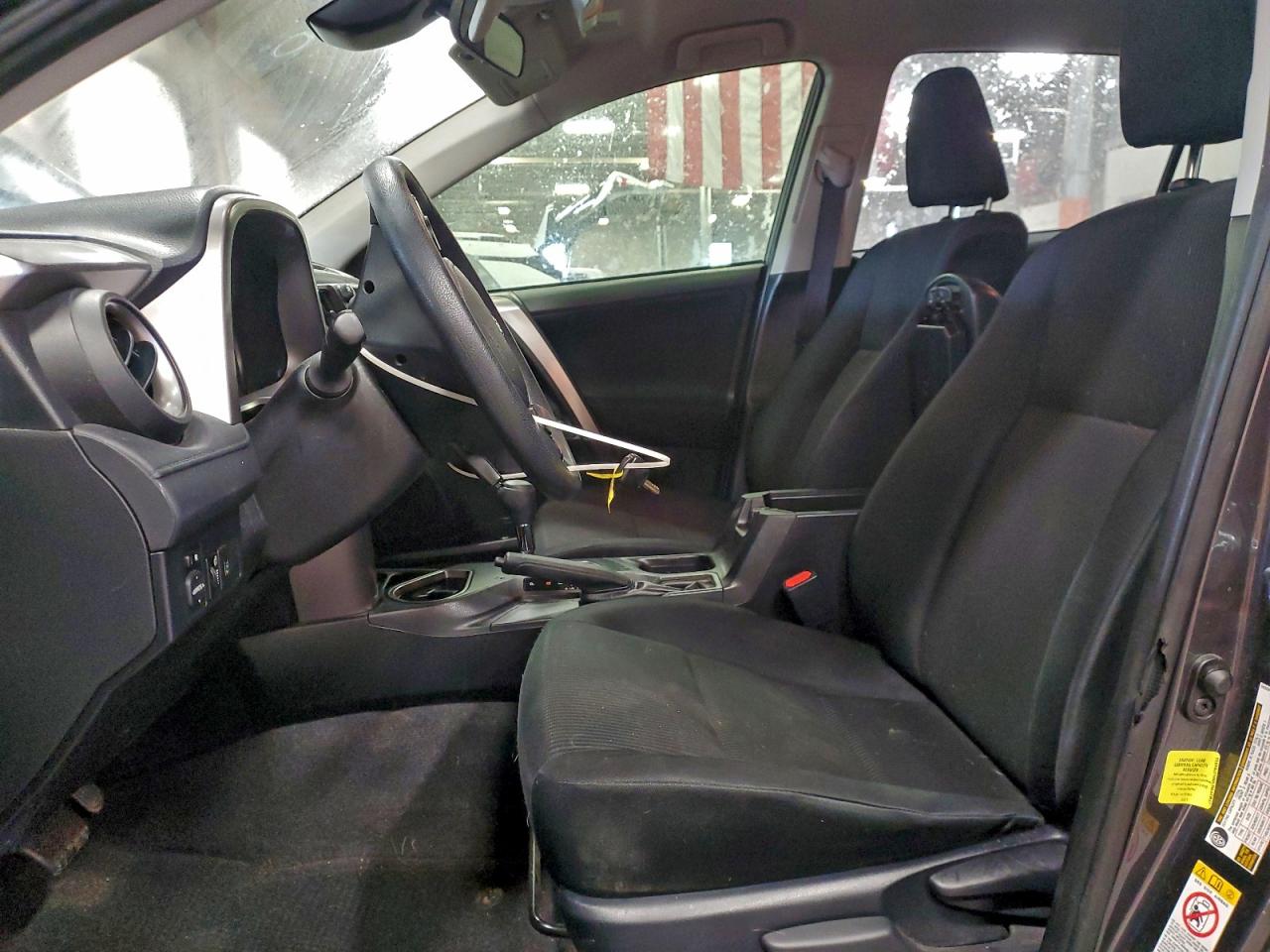 2017 TOYOTA RAV4 LE photo 7