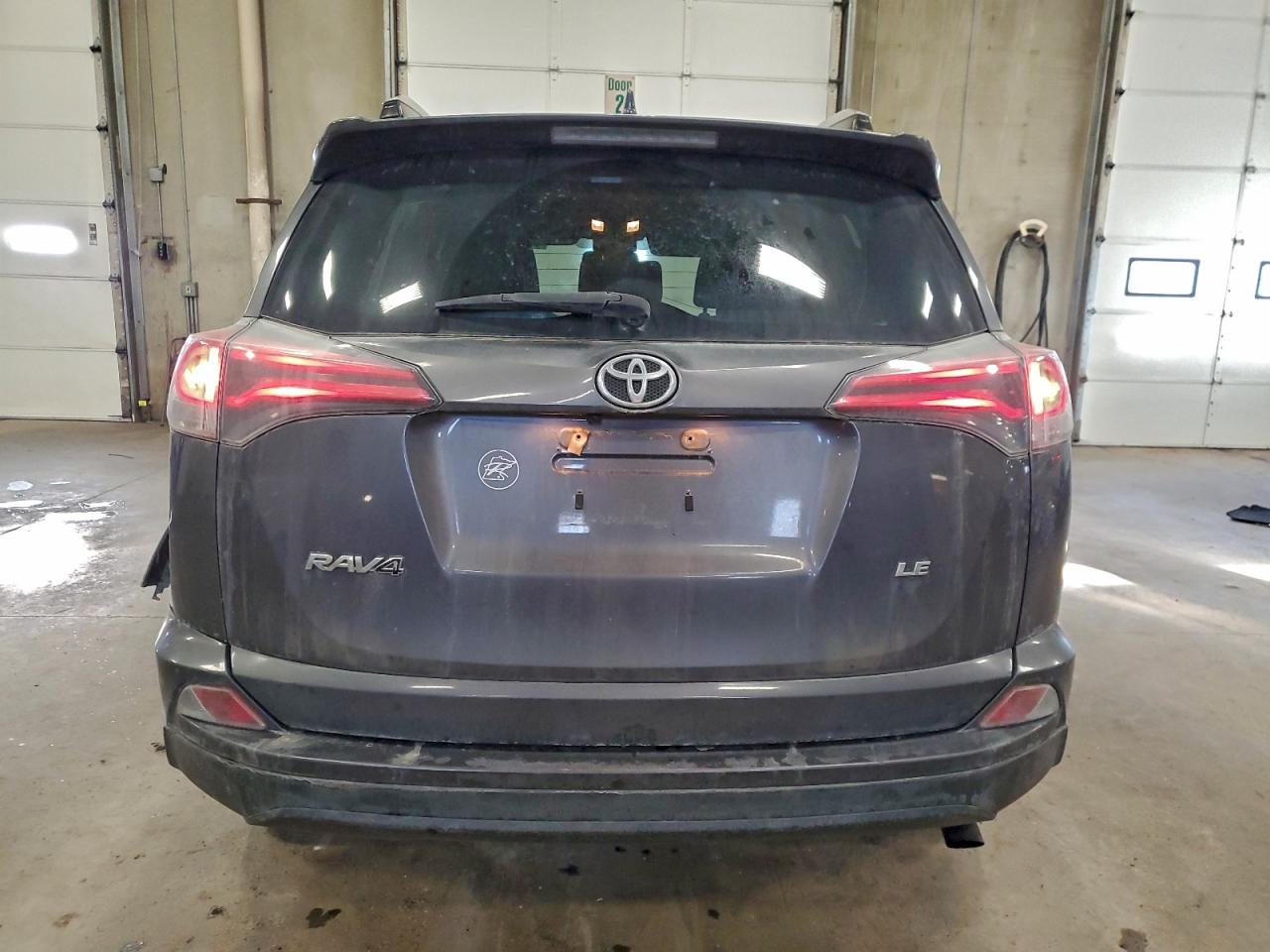 2017 TOYOTA RAV4 LE photo 6