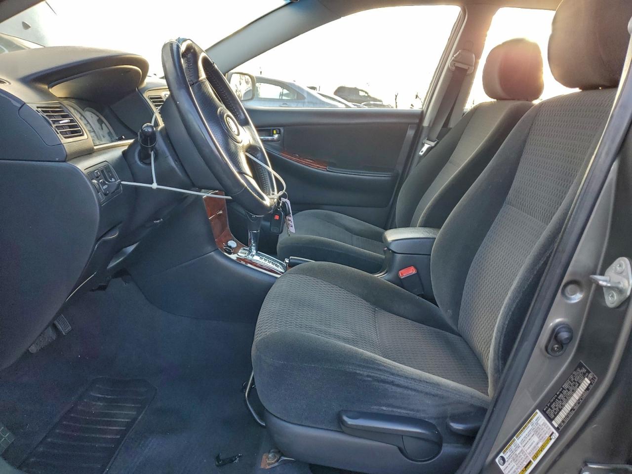 2005 TOYOTA COROLLA CE photo 7