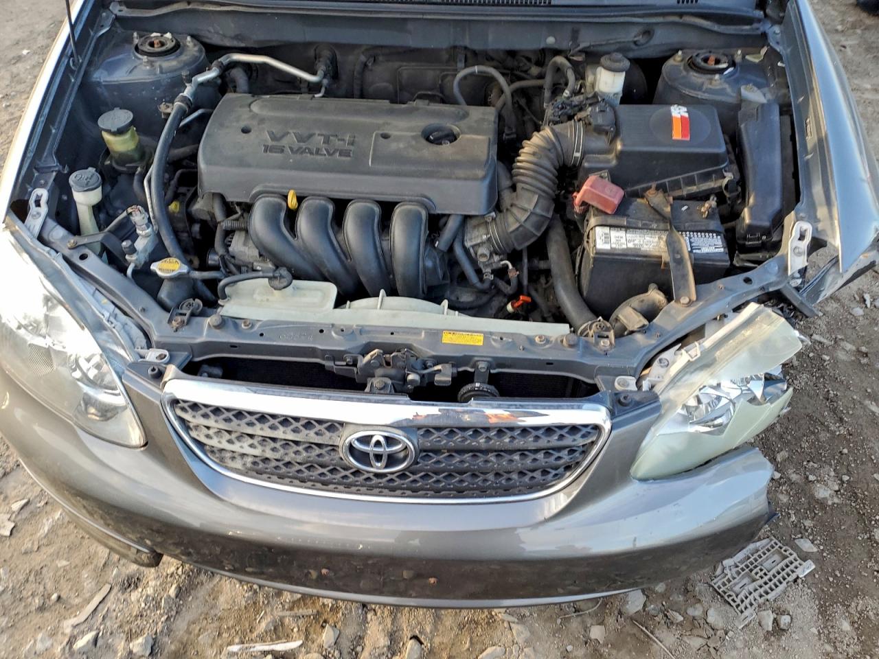 2005 TOYOTA COROLLA CE photo 11