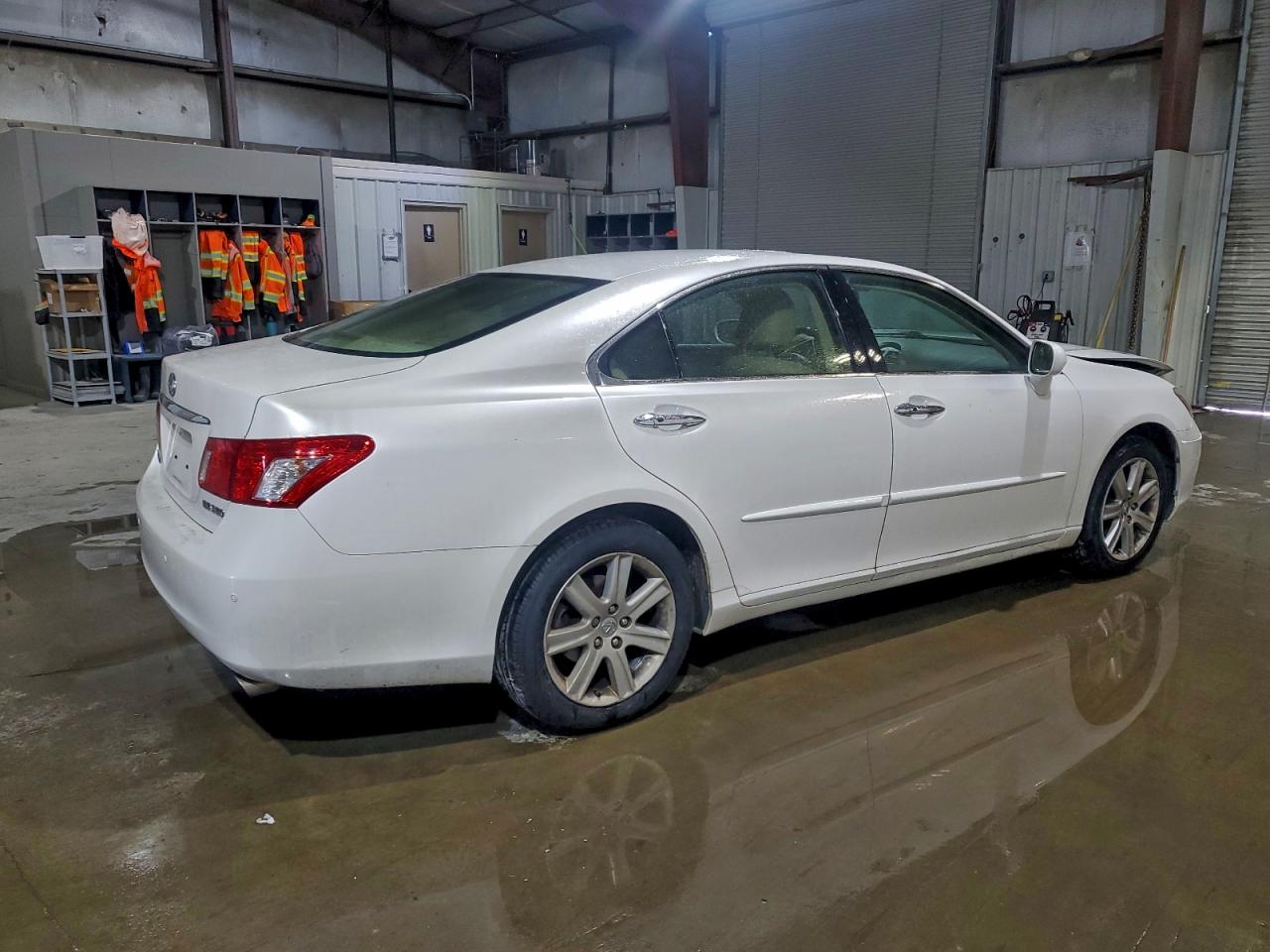 2009 LEXUS ES 350 photo 3