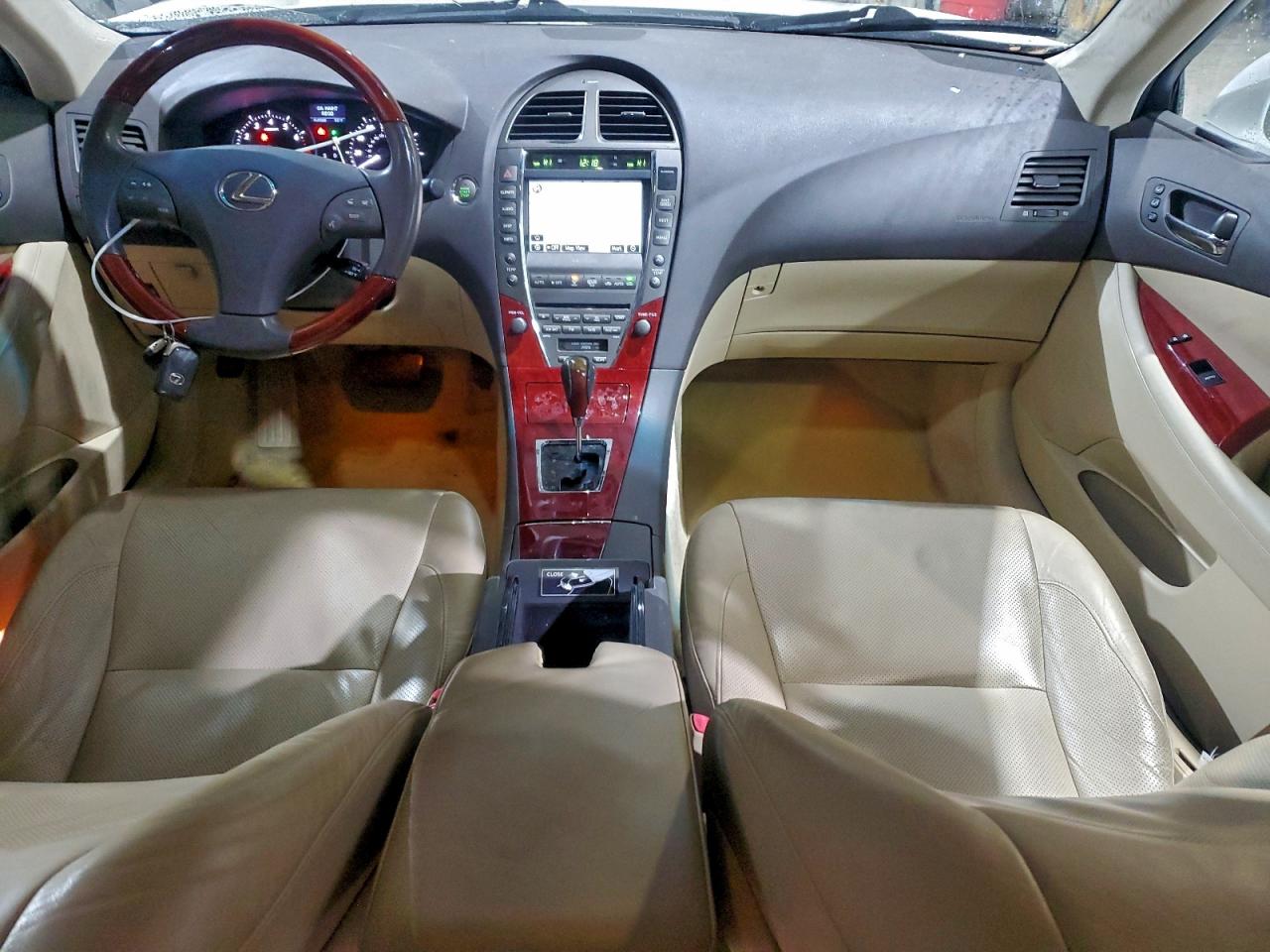 2009 LEXUS ES 350 photo 8