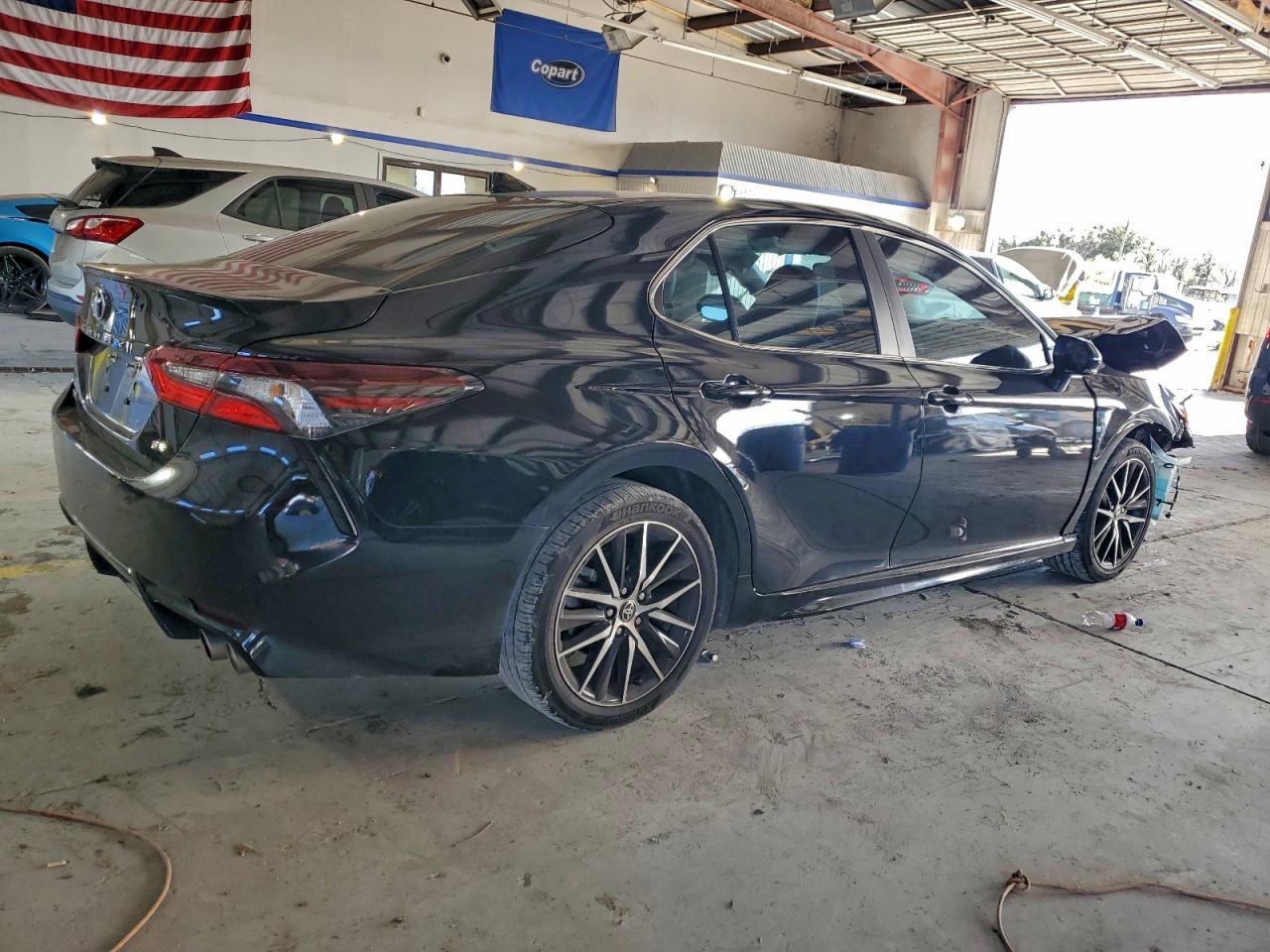 2023 TOYOTA CAMRY SE NIGHT SHADE photo 3