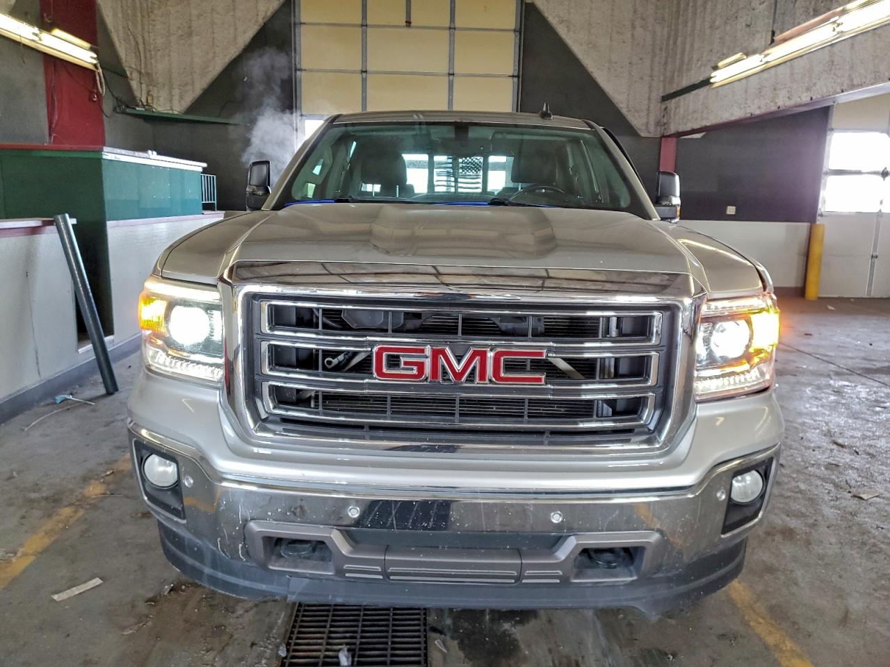 2015 GMC SIERRA K1500 SLT photo 5