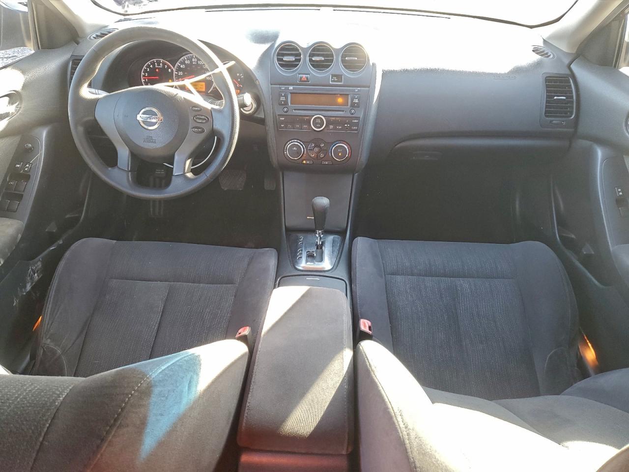 2011 NISSAN ALTIMA BASE photo 8