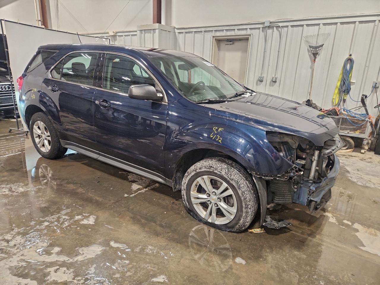 2016 CHEVROLET EQUINOX LS photo 4