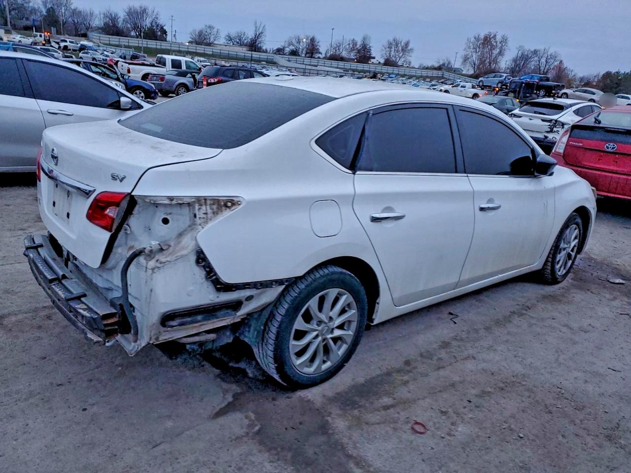 2019 NISSAN SENTRA S photo 3