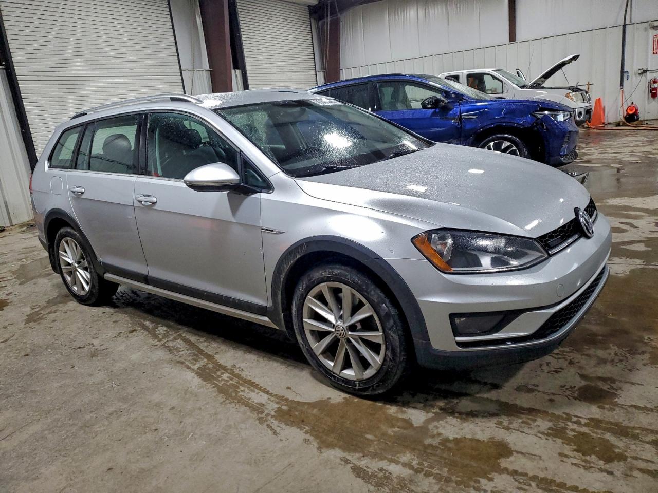 2017 VOLKSWAGEN GOLF ALLTRACK S photo 4