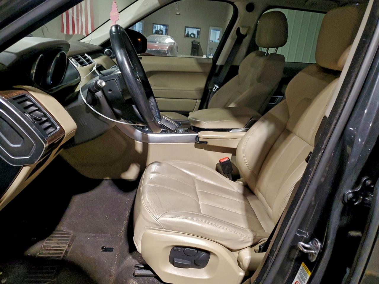 2014 LAND ROVER RANGE ROVER SPORT SE photo 7