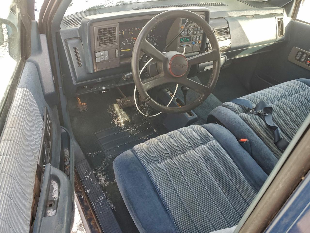 1993 GMC SIERRA K1500 photo 8