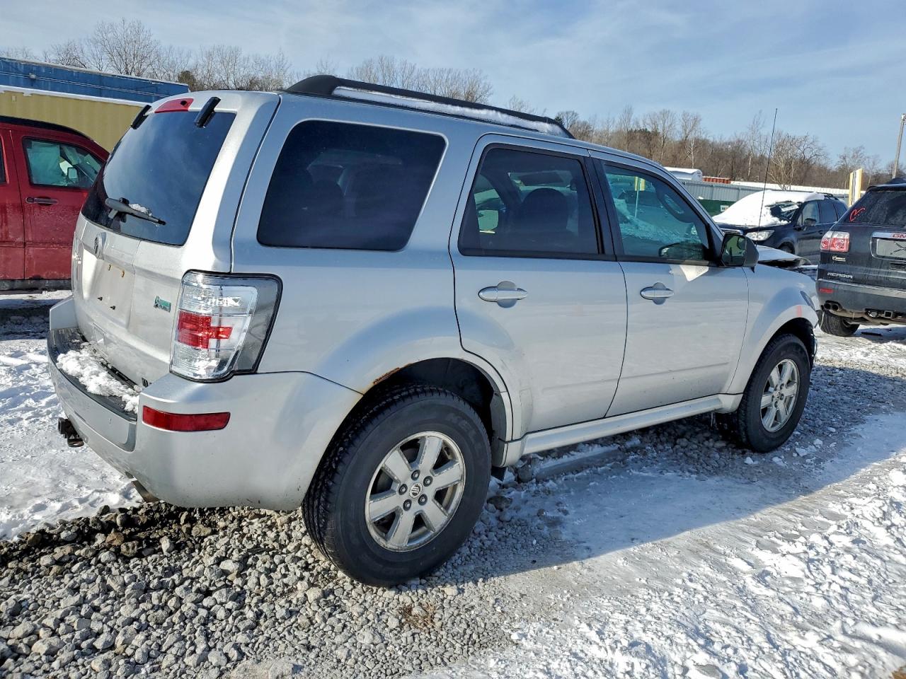 2011 MERCURY MARINER photo 3