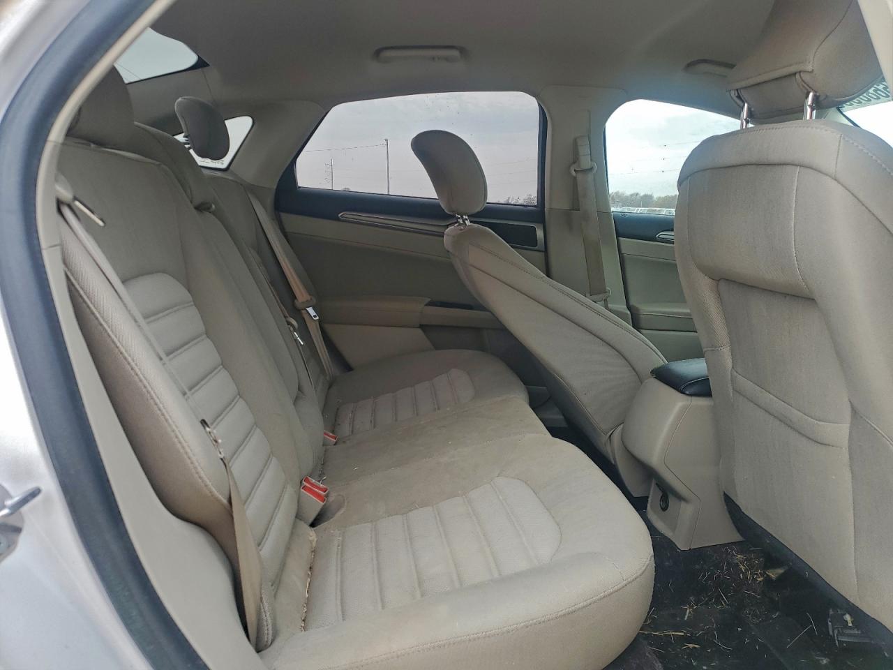 2017 FORD FUSION SE photo 10
