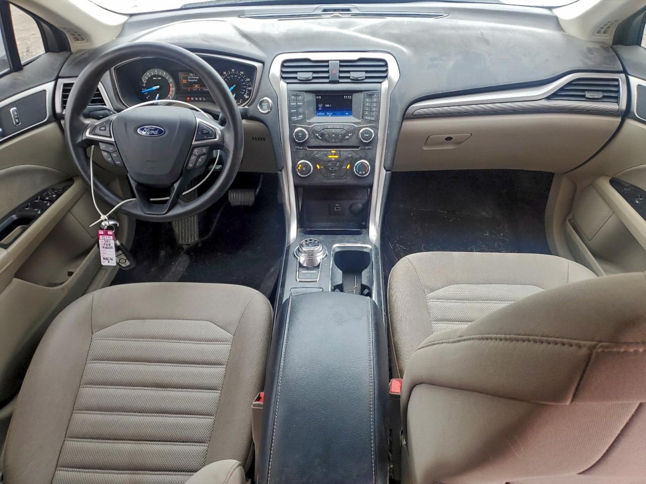 2017 FORD FUSION SE photo 8