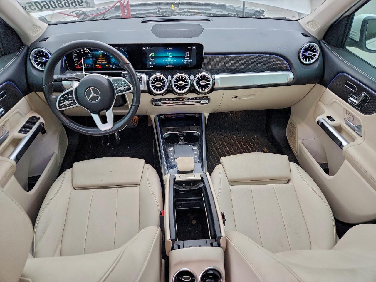 2021 MERCEDES-BENZ GLB 250 photo 8
