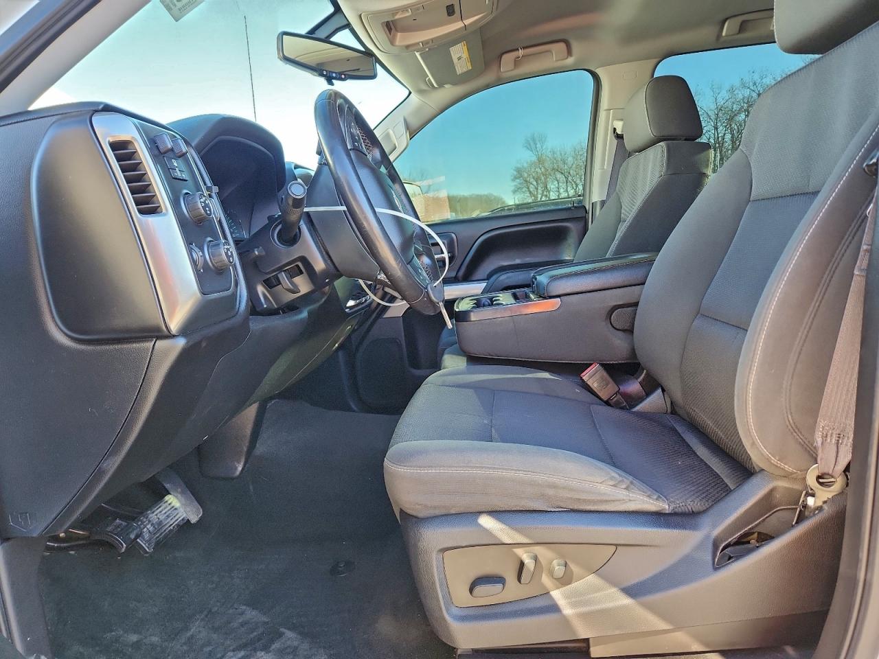 2016 CHEVROLET SILVERADO K1500 LT photo 7
